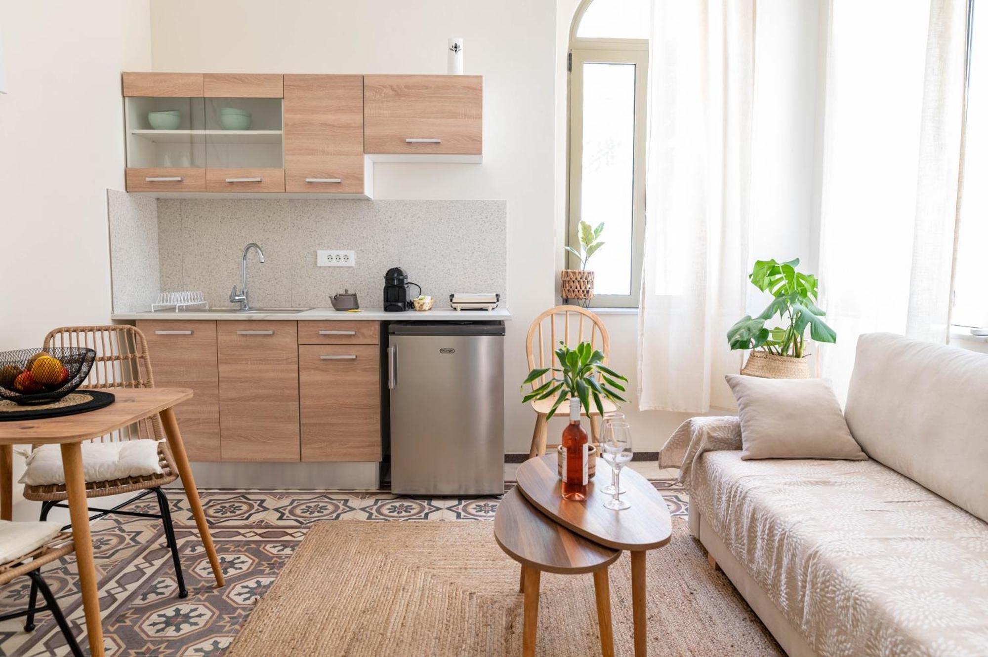 Kosnian City Suites Eksteriør bilde